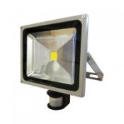 Reflektor-led_50w_s_cidlem
